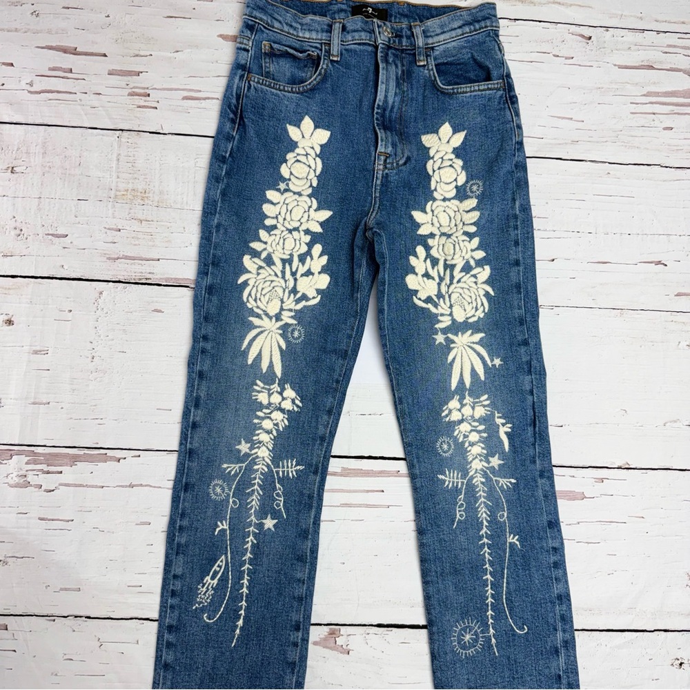 7 For All Mankind Blue Jeans with White Floral Embroidery - Picture 3 of 10